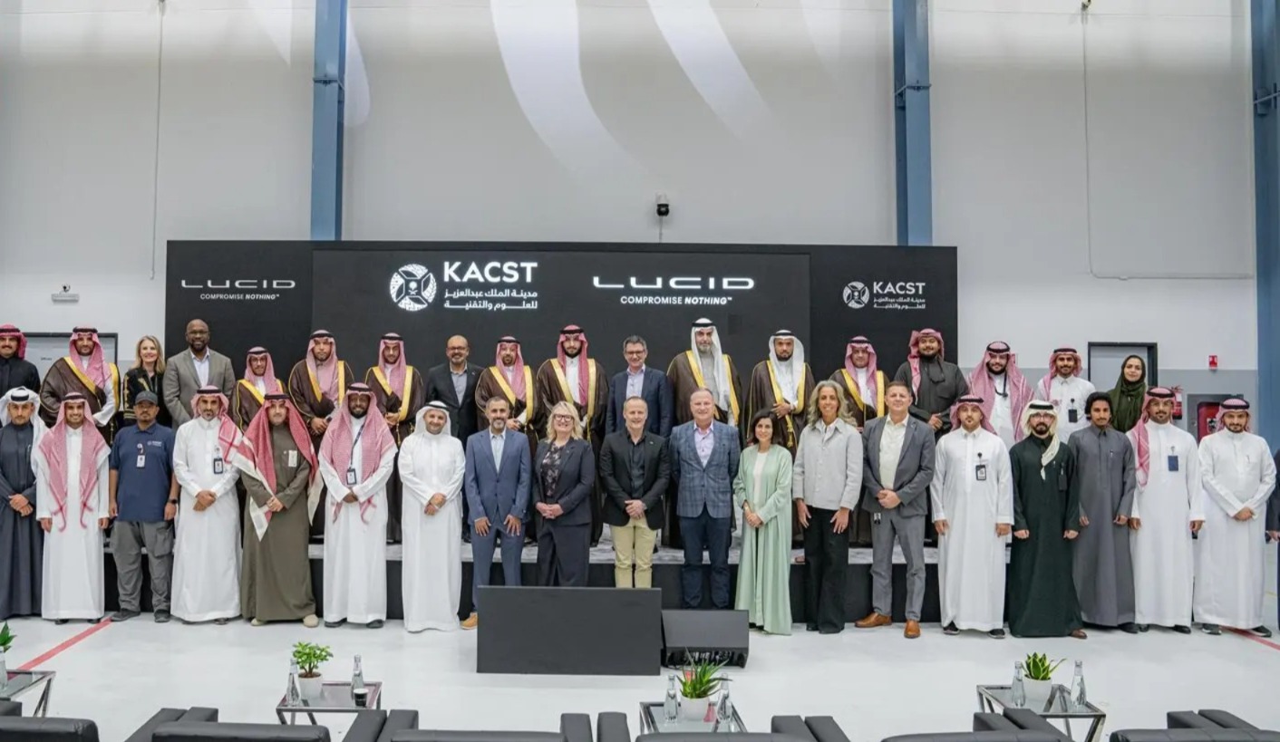  "كاكست" و"لوسِد" تُدشّنان مركز الابتكار للسيارات الكهربائية في المملكة الأول من نوعه بالشرق الأوسط.