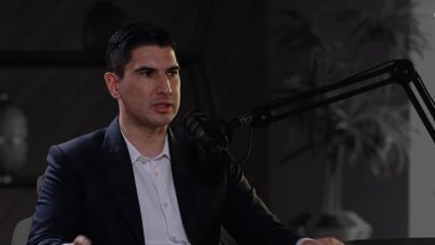 "SO PODCAST" منصة إعلامية تسلط الضوء على تجارب الوافدين في السعودية.